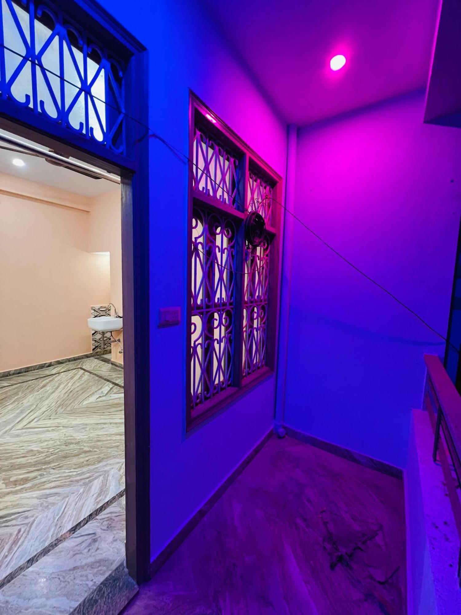 Annapurna Homestays Varanasi Bagian luar foto
